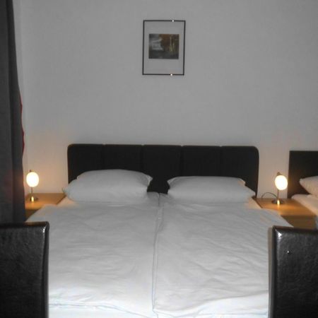 Hotel-Pension Dorma Berlin Ngoại thất bức ảnh