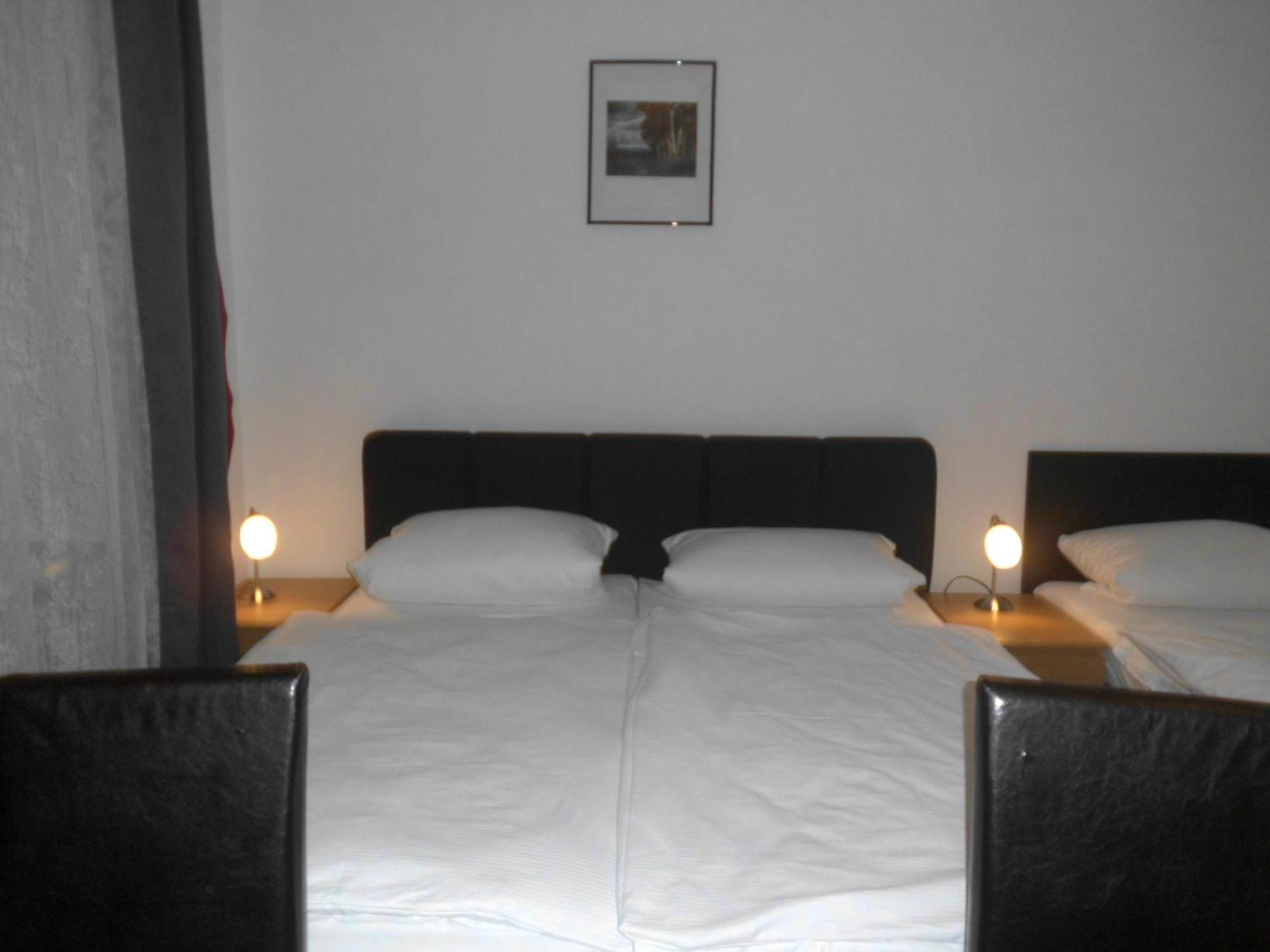 Hotel-Pension Dorma Berlin Ngoại thất bức ảnh