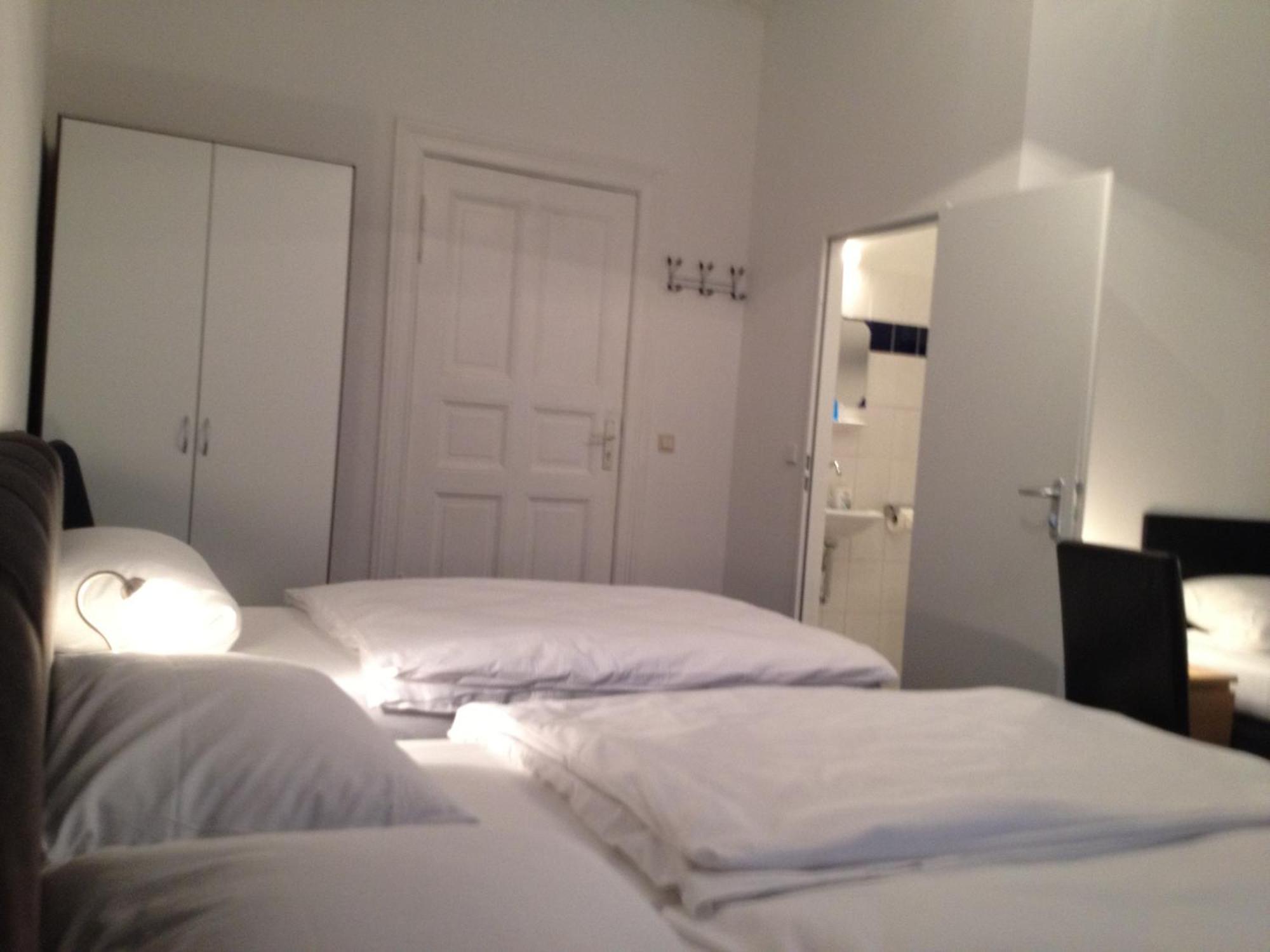 Hotel-Pension Dorma Berlin Ngoại thất bức ảnh